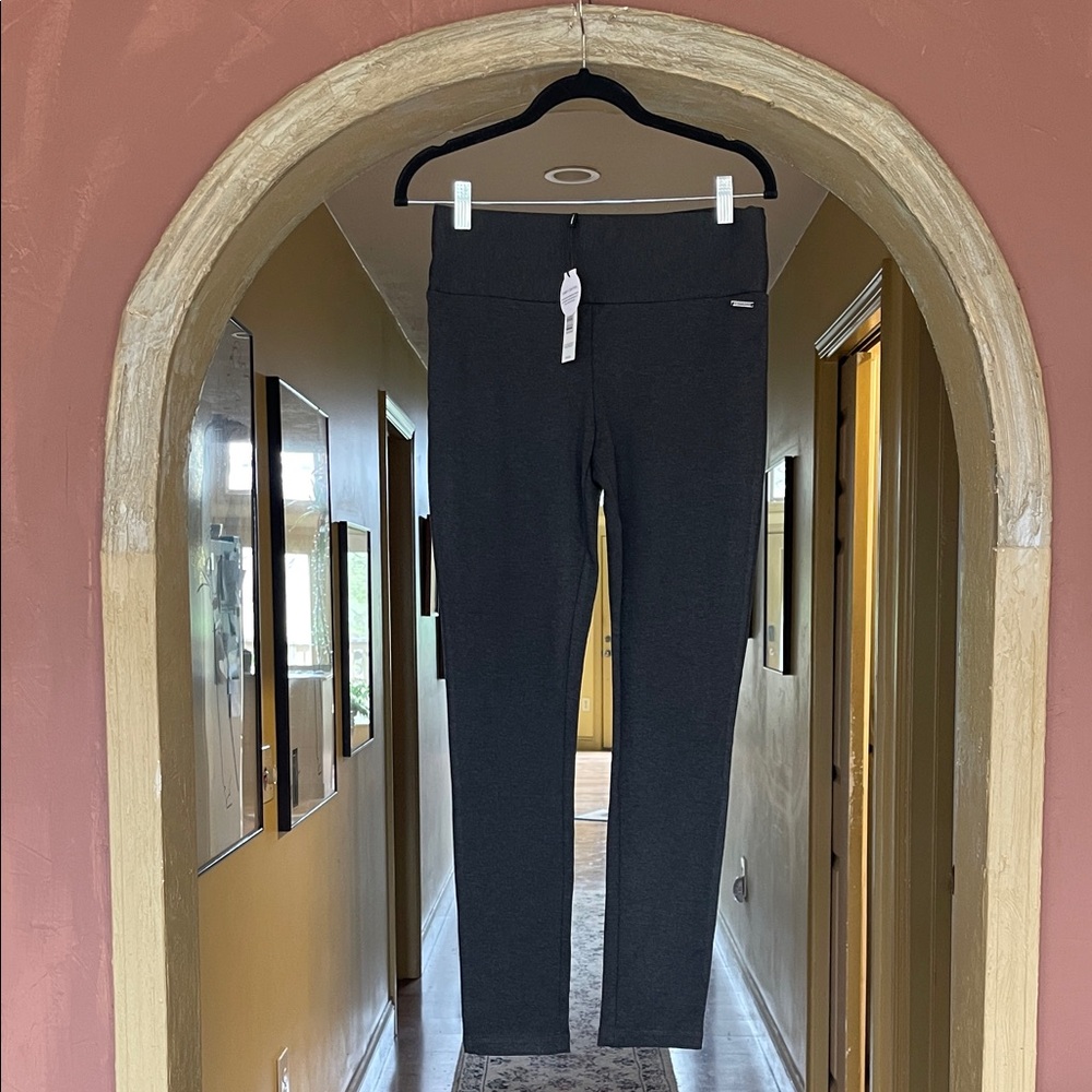 TAHARI Pants